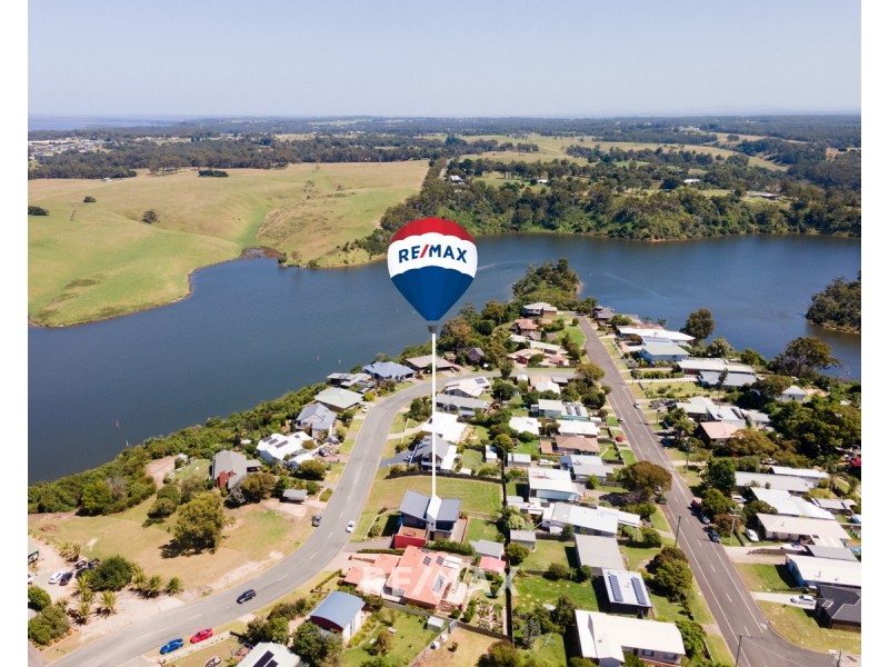 46 Nautilus Way, Lakes Entrance VIC 3909