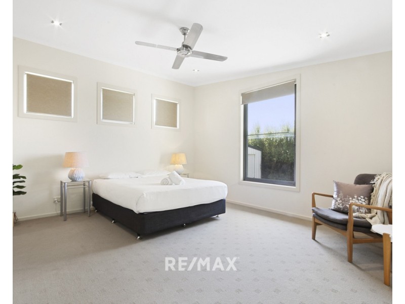 46 Nautilus Way, Lakes Entrance VIC 3909