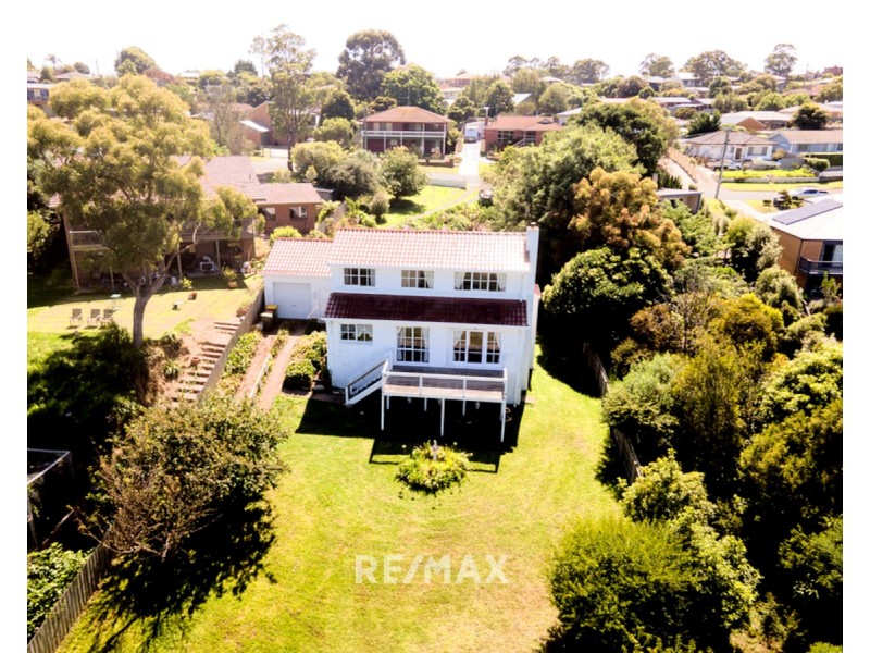 27 Nautilus Way, Lakes Entrance VIC 3909