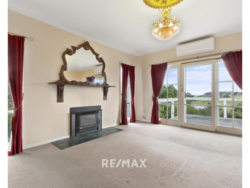 27 Nautilus Way, Lakes Entrance VIC 3909