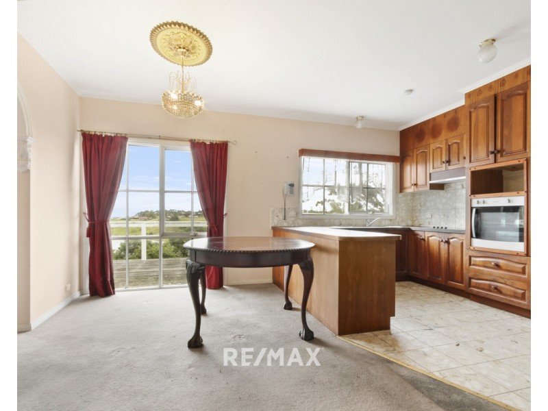 27 Nautilus Way, Lakes Entrance VIC 3909
