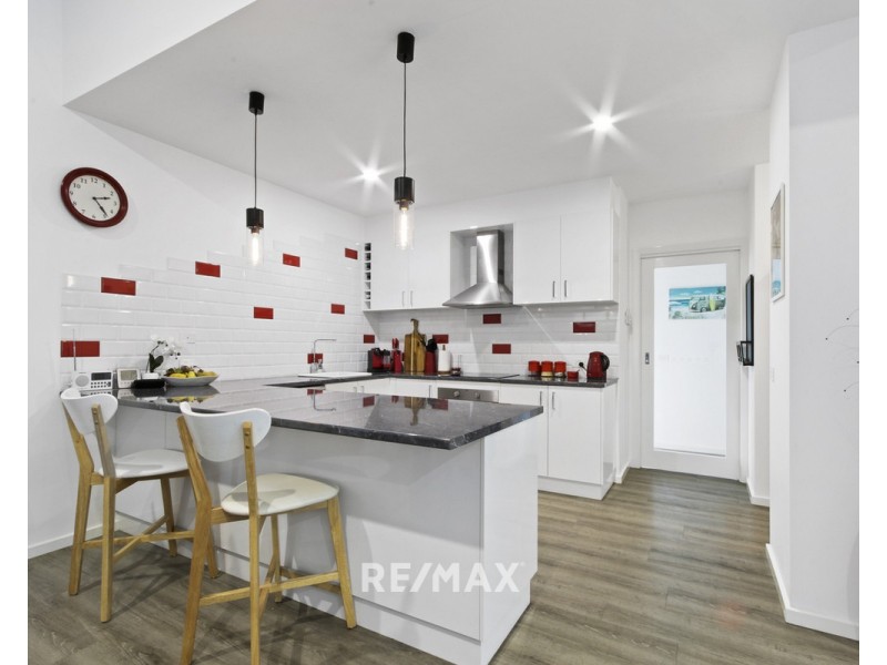 12D Lands End Grove, Metung VIC 3904