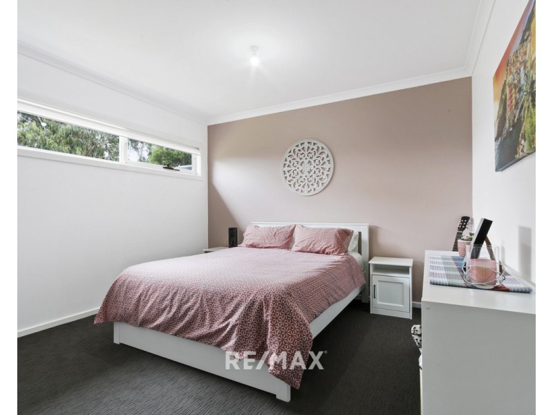 12D Lands End Grove, Metung VIC 3904