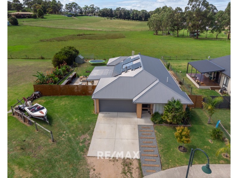 22 Redenbach Court, Swan Reach VIC 3903