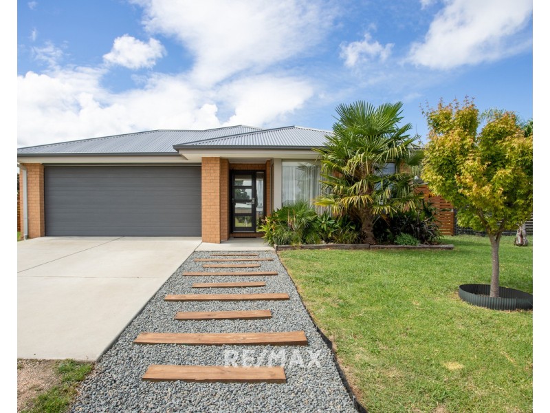 22 Redenbach Court, Swan Reach VIC 3903