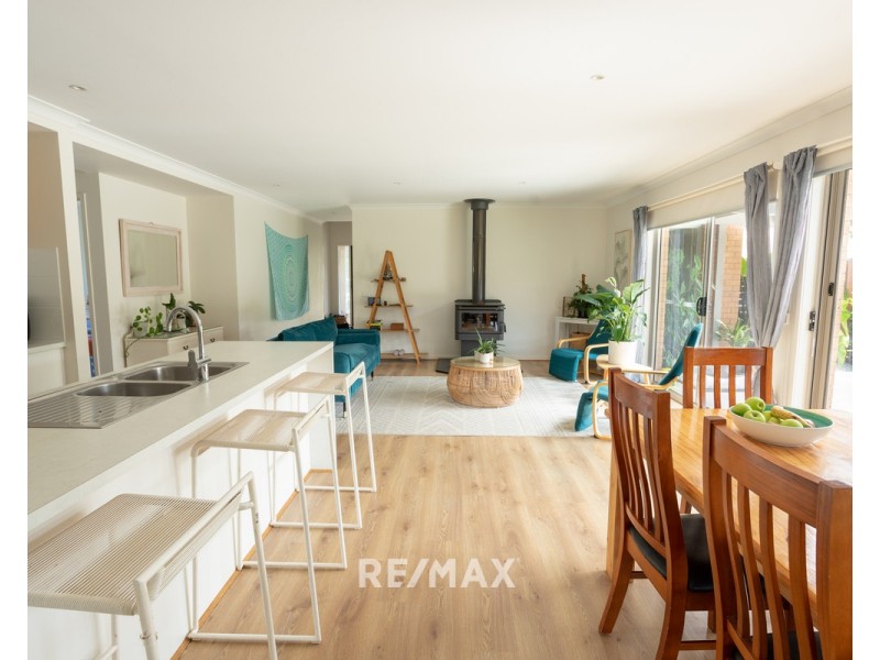 22 Redenbach Court, Swan Reach VIC 3903