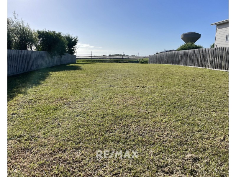 10 Albatross Road, Kalimna VIC 3909