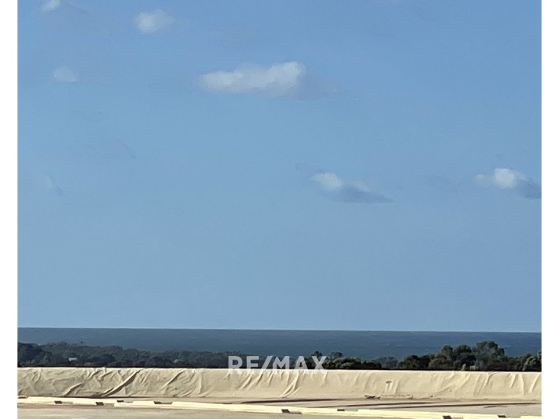 10 Albatross Road, Kalimna VIC 3909