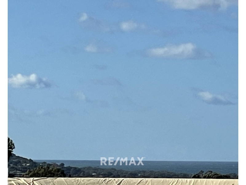 10 Albatross Road, Kalimna VIC 3909