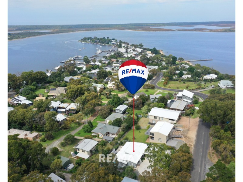 38 Stirling Road, Metung VIC 3904