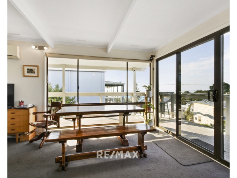 17 Cross Street, Lake Tyers Beach VIC 3909