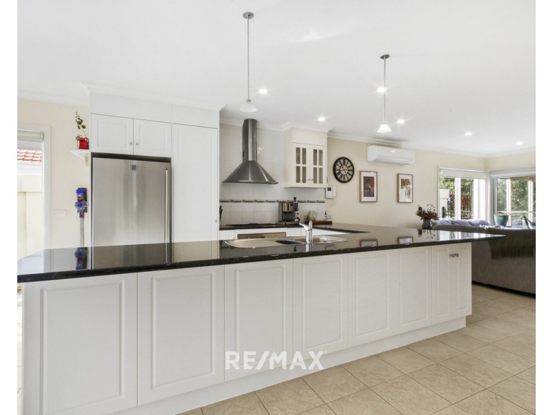 9/122 Golf Links Road, Lakes Entrance VIC 3909