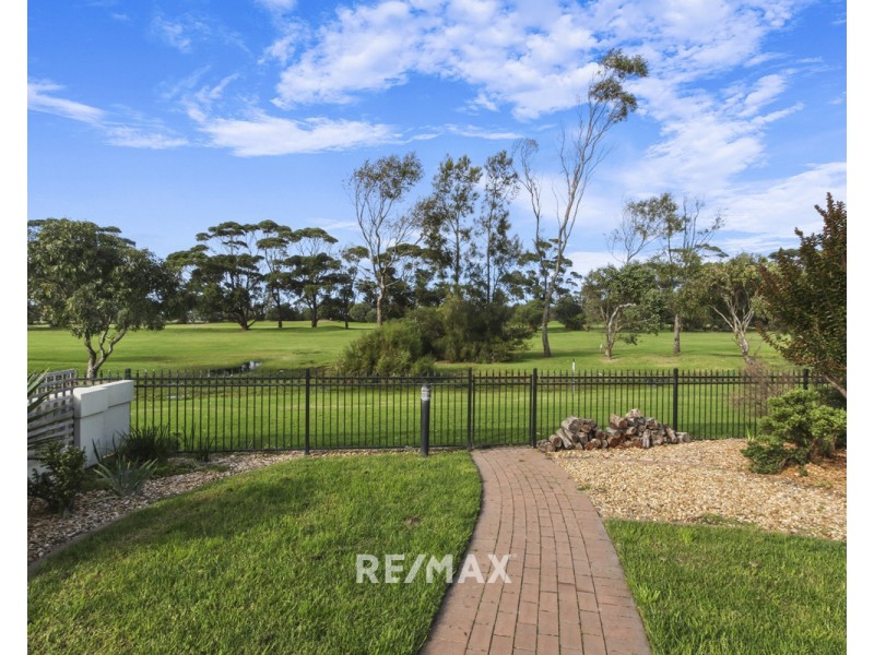 9/122 Golf Links Road, Lakes Entrance VIC 3909