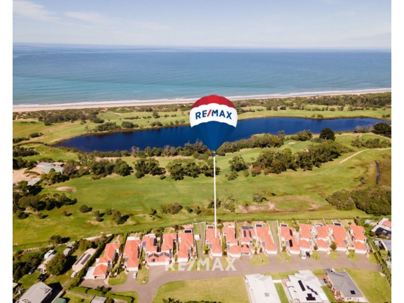 9/122 Golf Links Road, Lakes Entrance VIC 3909
