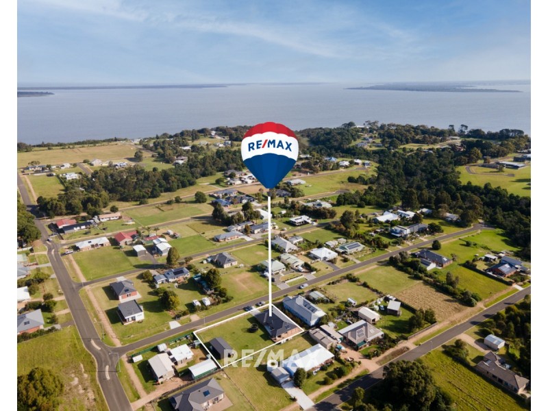 6 Plover Grove, Metung VIC 3904