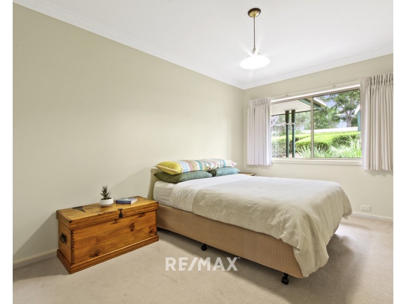 2 Blairs Road, Lakes Entrance VIC 3909