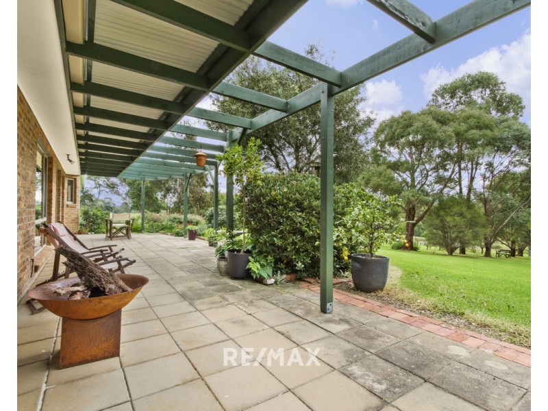 2 Blairs Road, Lakes Entrance VIC 3909