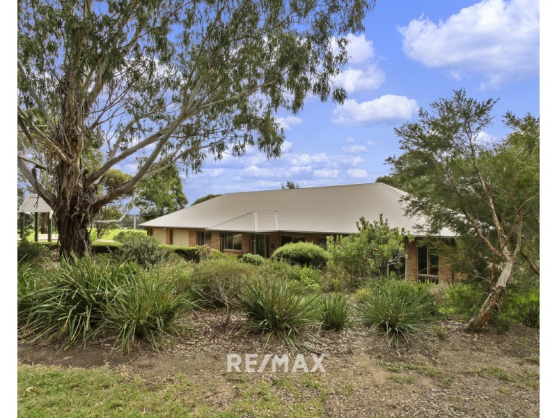 2 Blairs Road, Lakes Entrance VIC 3909