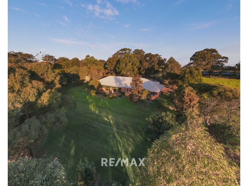 2 Blairs Road, Lakes Entrance VIC 3909