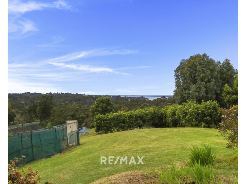 14 Moorhouse Street, Metung VIC 3904