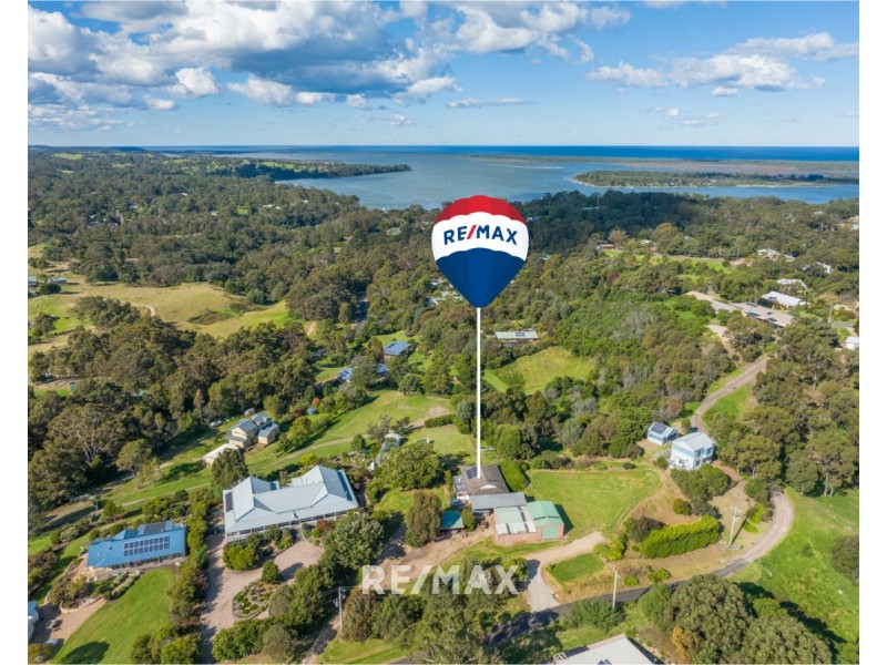 14 Moorhouse Street, Metung VIC 3904