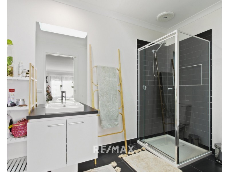 20a Jefferson Avenue, Lakes Entrance VIC 3909