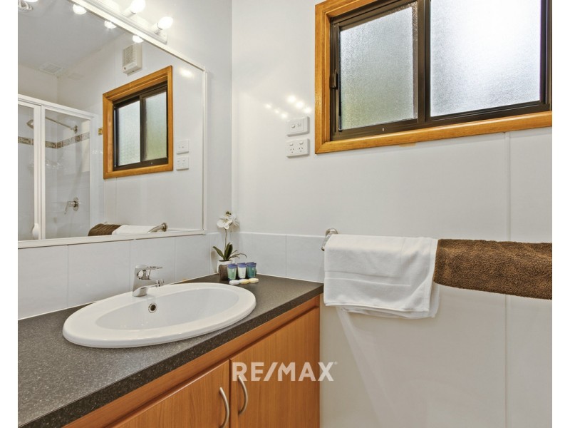 16/1 Mairburn Road, Metung VIC 3904