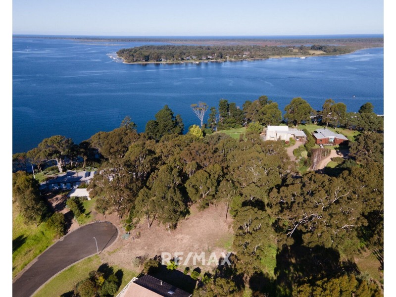 10 Bancroft Place, Metung VIC 3904