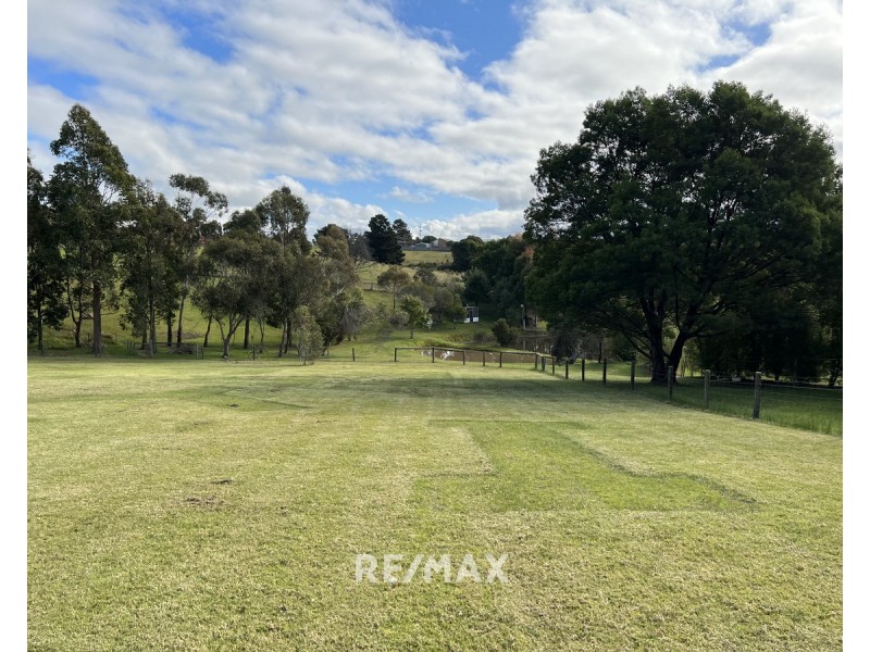 19a Albatross Road, Kalimna VIC 3909