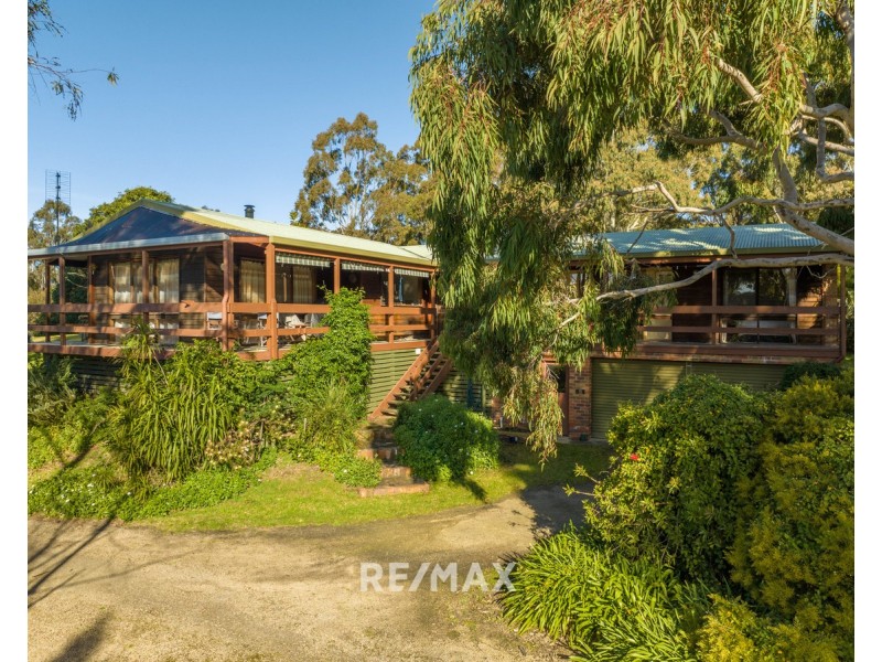 17 Nicholas Avenue, Metung VIC 3904