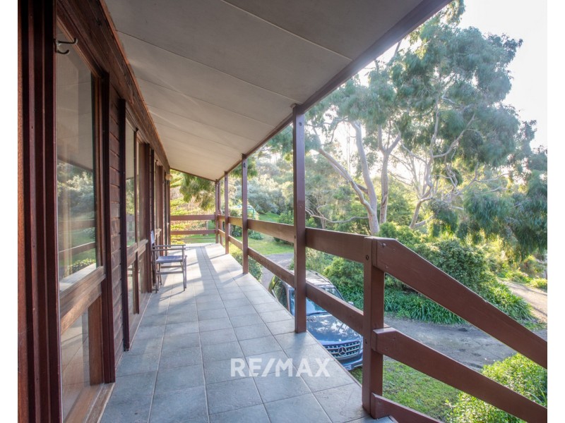 17 Nicholas Avenue, Metung VIC 3904