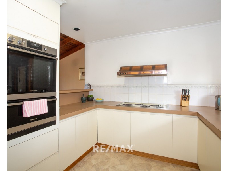 17 Nicholas Avenue, Metung VIC 3904