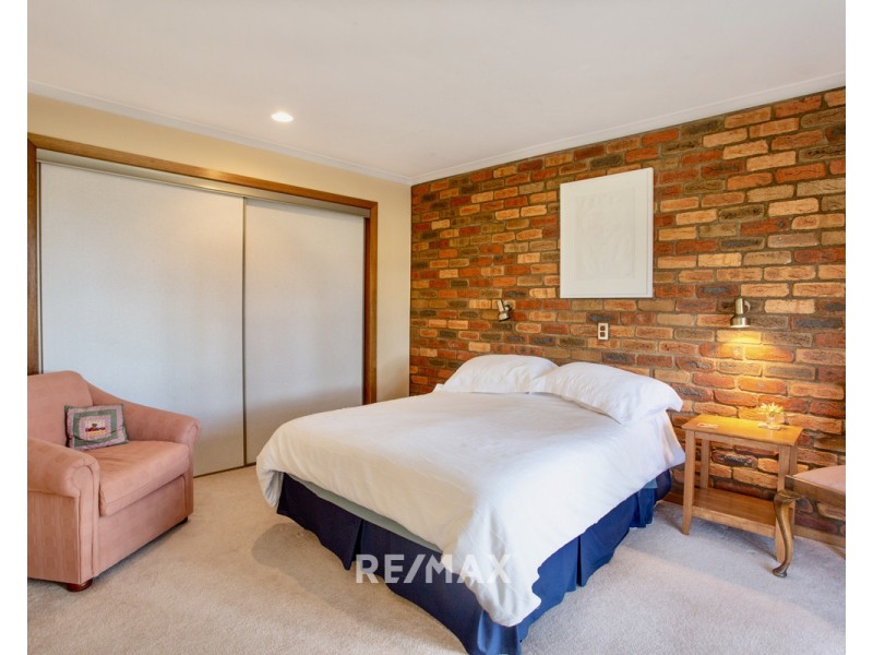 17 Nicholas Avenue, Metung VIC 3904