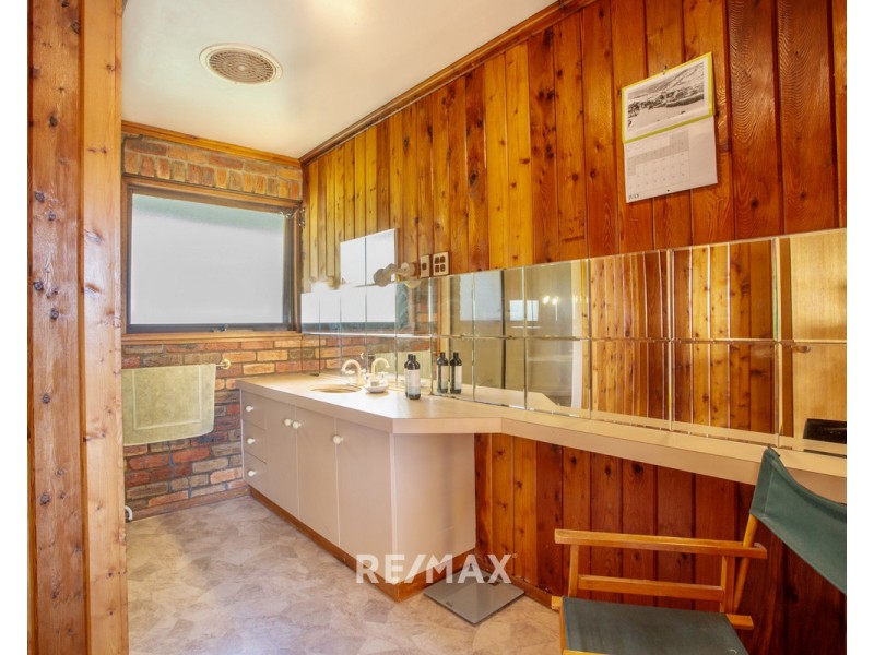 17 Nicholas Avenue, Metung VIC 3904