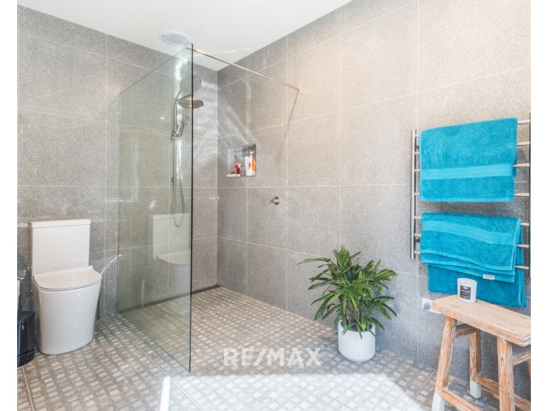 81 Seaview Parade, Kalimna VIC 3909