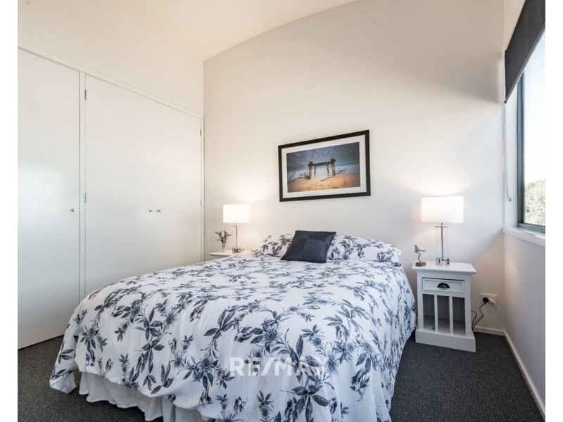81 Seaview Parade, Kalimna VIC 3909