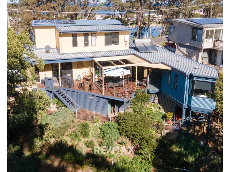 81 Seaview Parade, Kalimna VIC 3909
