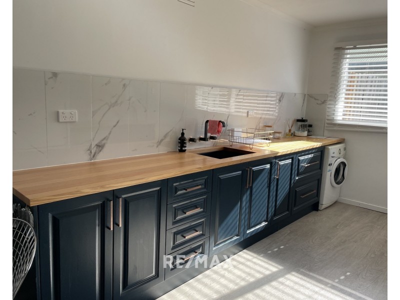 2/63 Myer Street, Lakes Entrance VIC 3909