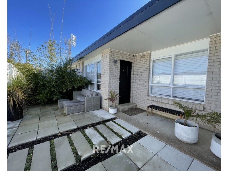 2/63 Myer Street, Lakes Entrance VIC 3909