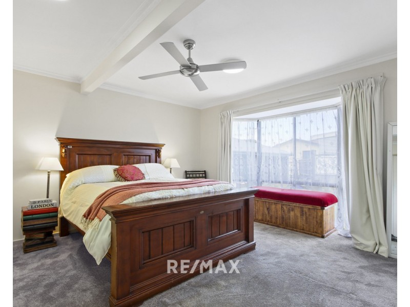 27 Whiters Street, Lakes Entrance VIC 3909