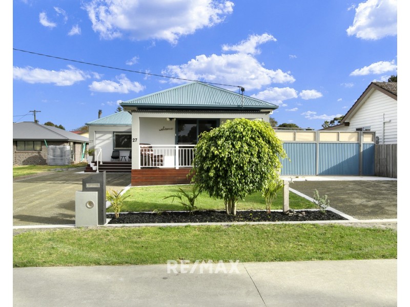 27 Whiters Street, Lakes Entrance VIC 3909