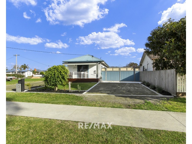 27 Whiters Street, Lakes Entrance VIC 3909