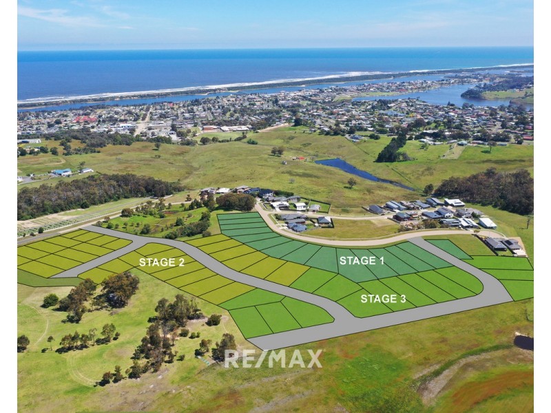 52 Country Club Drive, Lakes Entrance VIC 3909