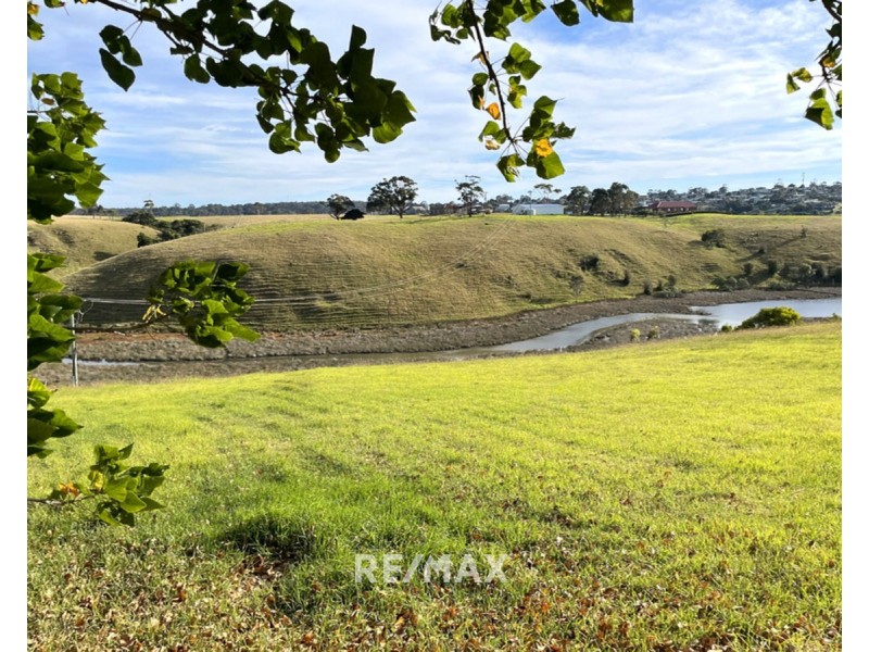1 Cabarita Point, Lakes Entrance VIC 3909