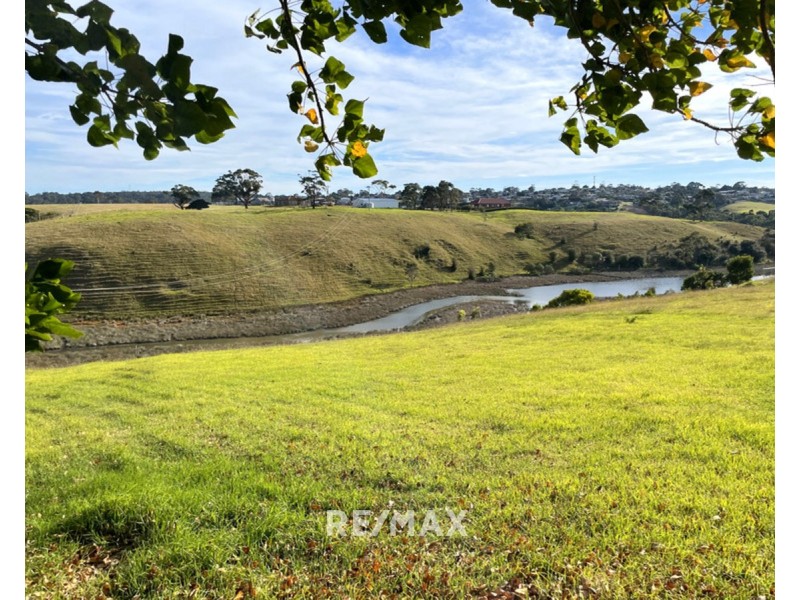 1 Cabarita Point, Lakes Entrance VIC 3909