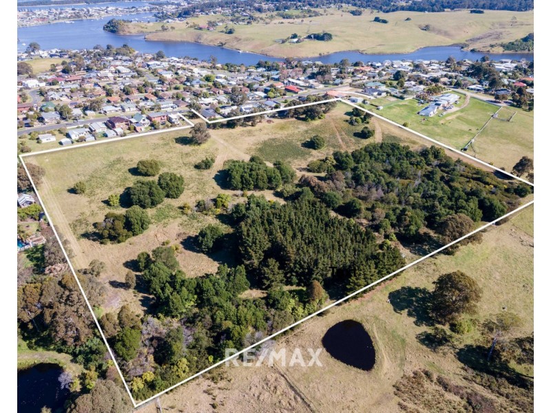 34a Capes Road, Lakes Entrance VIC 3909