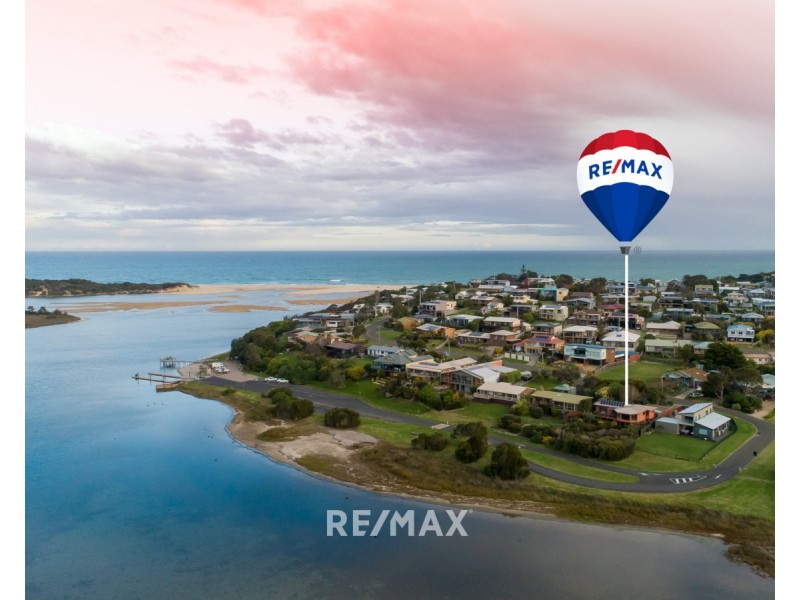 96 Lakeside Drive, Lake Tyers Beach VIC 3909