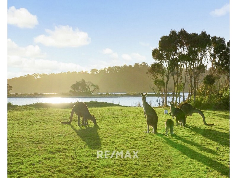 Fraser Island Nyerimilang, Nyerimilang VIC 3909