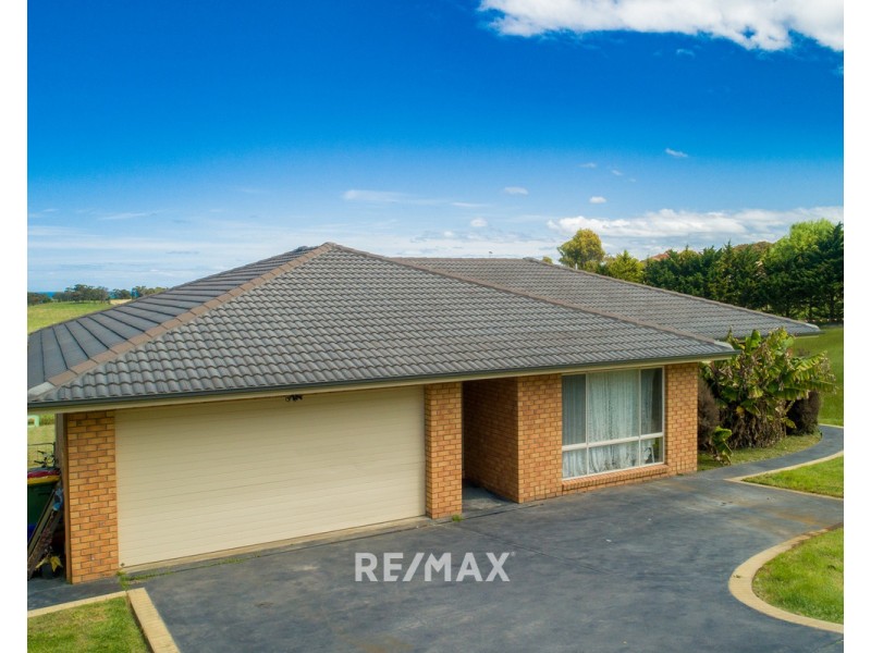 60 Thorpes Lane, Lakes Entrance VIC 3909