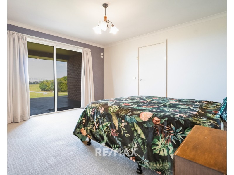 60 Thorpes Lane, Lakes Entrance VIC 3909